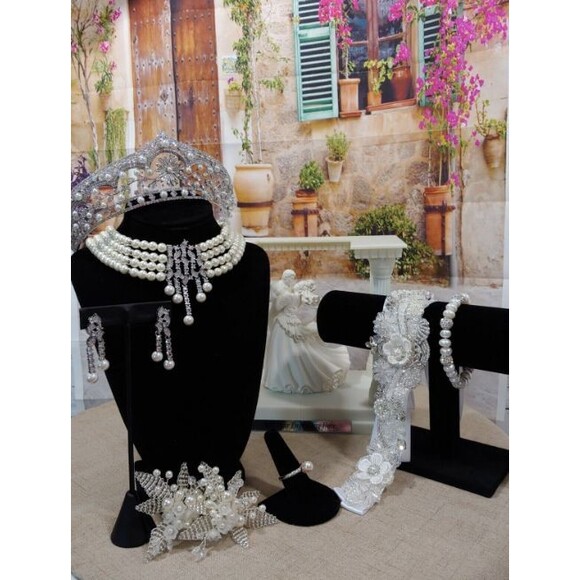 Garden Of Pearls is a Unique one-of-a-kind 7-piece Tiara Bridal Ensemble main image 13